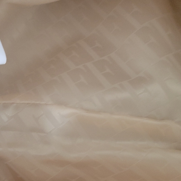 Ferre Milano white Satchel.  New without tags - Picture 7 of 8